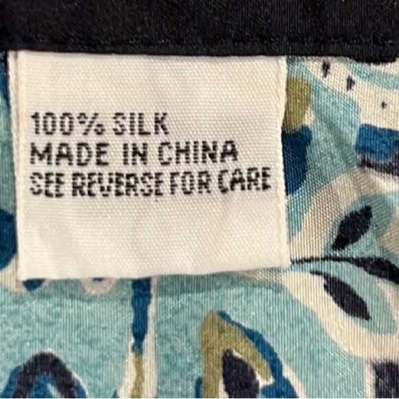 Talbots true wrap midi length silk blue floral skirt size 4 Petite - Picture 7 of 8